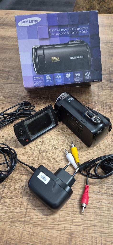 Camescope, Audio, Tv en Foto, Videocamera's Digitaal, Ophalen, Zo goed als nieuw, Samsung