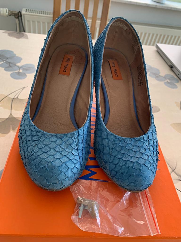 damesschoenen blauw maat 37, Kleding | Dames, Ophalen, Pumps, Blauw, Zo goed als nieuw