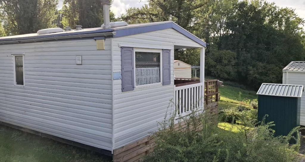 Gemeubelde stacaravan in Pajottegem, Caravans en Kamperen, Tot en met 2
