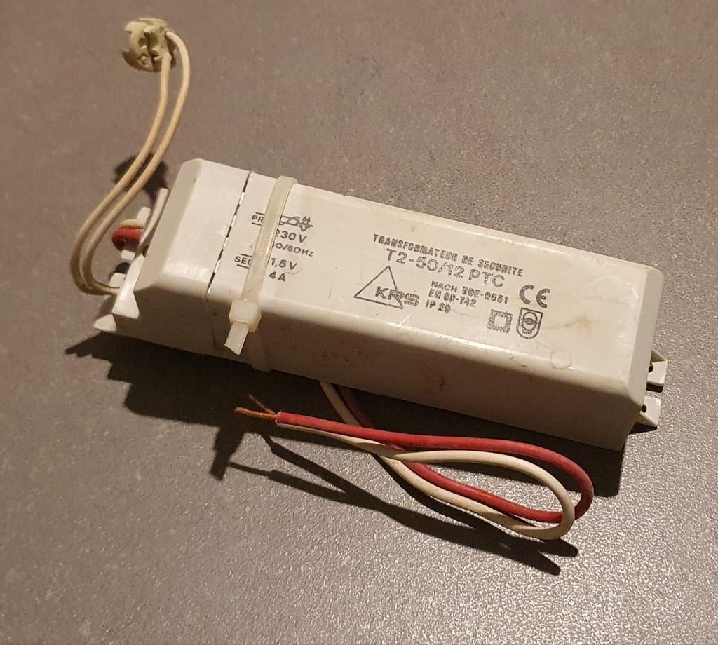transformator 230v --> 12v, Ophalen of Verzenden, Gebruikt