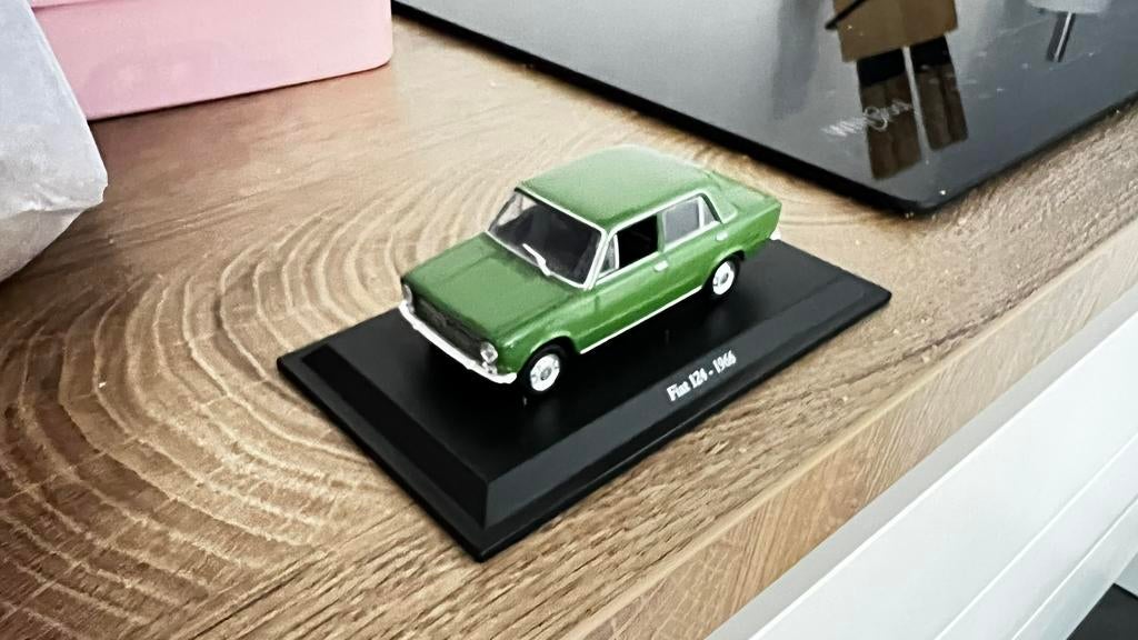 Fiat 124, Ophalen of Verzenden, Zo goed als nieuw