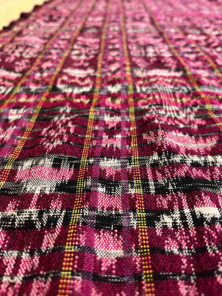 Grand foulard woonkleed Zuid-Amerika paars tinten 270/93, Huis en Inrichting, Woonaccessoires | Plaids en Woondekens, Zo goed als nieuw
