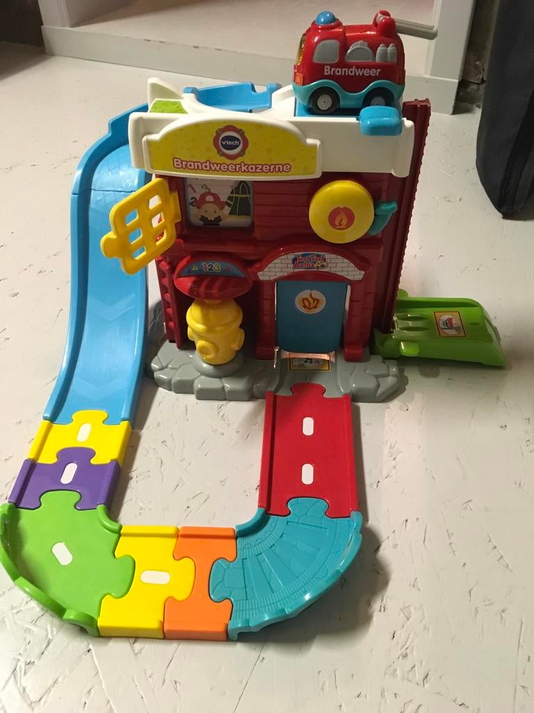 Caserne de pompiers Vtech, Enlèvement ou Envoi