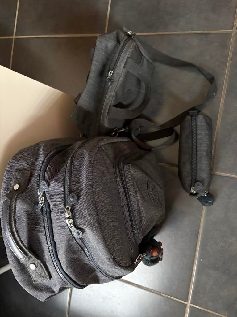 Cartable kipling, Enlèvement, Utilisé