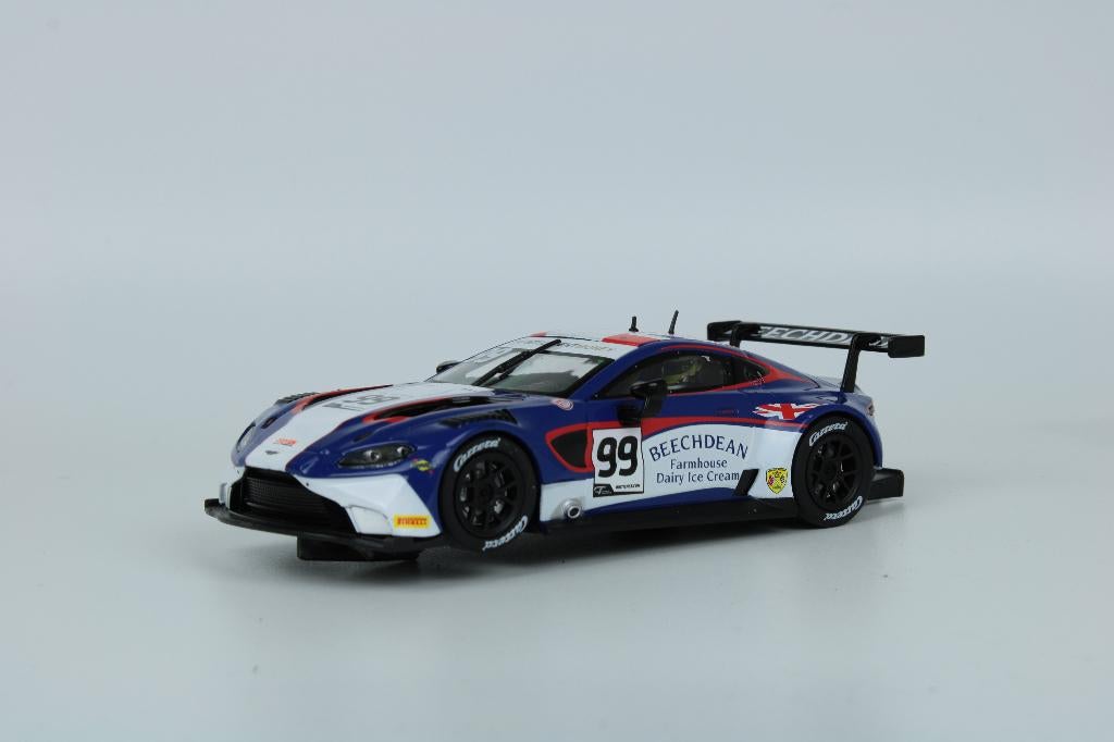 Carrera Digital 132 30931 Aston Martin Vantage GT3 No.99, Enlèvement ou Envoi, Utilisé, Carrera