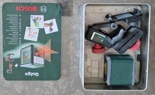 Bosch Quigo kruislaserniveau + hulpstuk, Doe-het-zelf en Bouw, Meetapparatuur, Zo goed als nieuw, Ophalen of Verzenden
