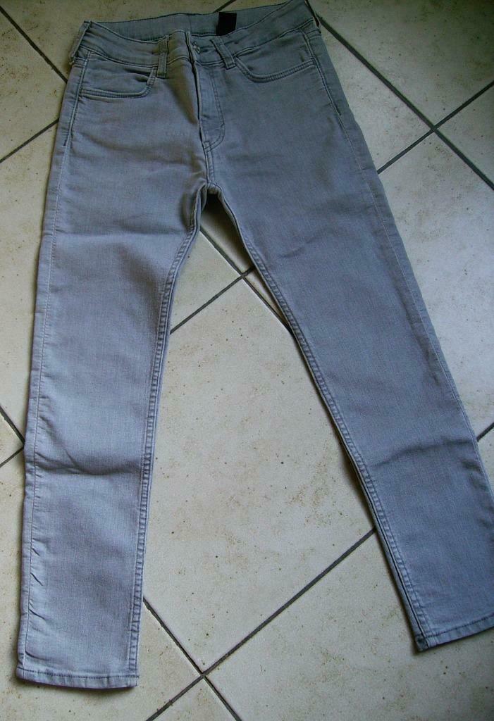 grijze jeans broek skinny fit mt 140, Enlèvement ou Envoi, Comme neuf, Garçon, Pantalon