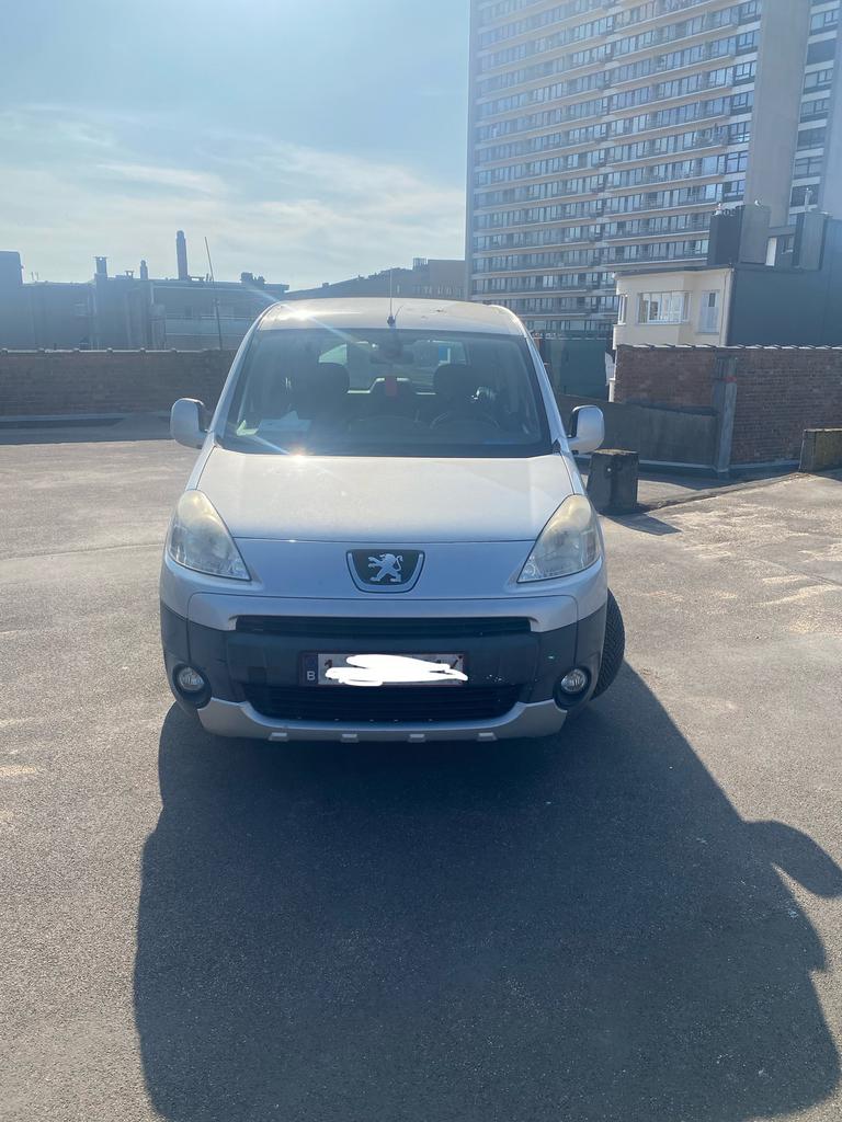 Peugeot partner/ tepee, Auto's, Peugeot, Euro 5, Monovolume, Zwart, 5 deurs