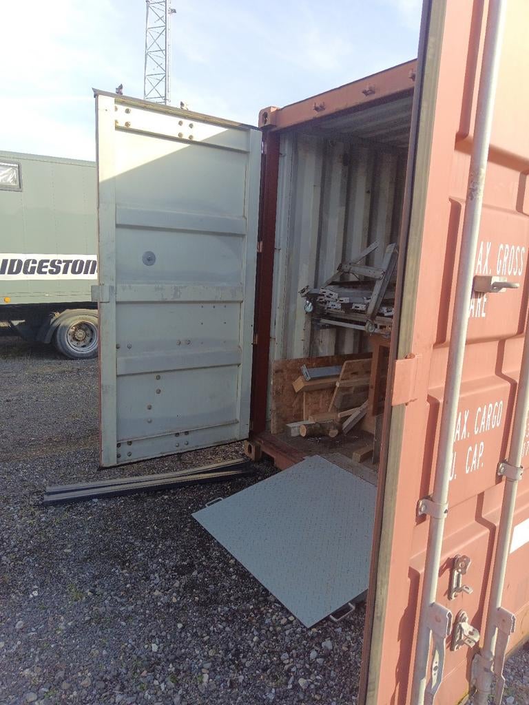 Container maritime