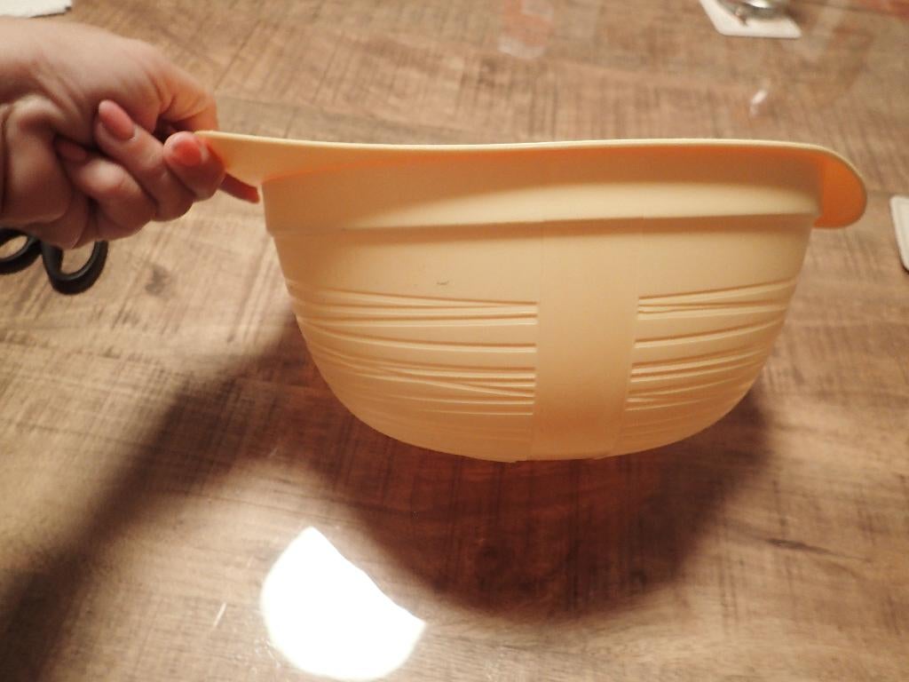 Tuperware gele mengkom, Huis en Inrichting, Ophalen of Verzenden, Nieuw, Geel, Bak of Kom