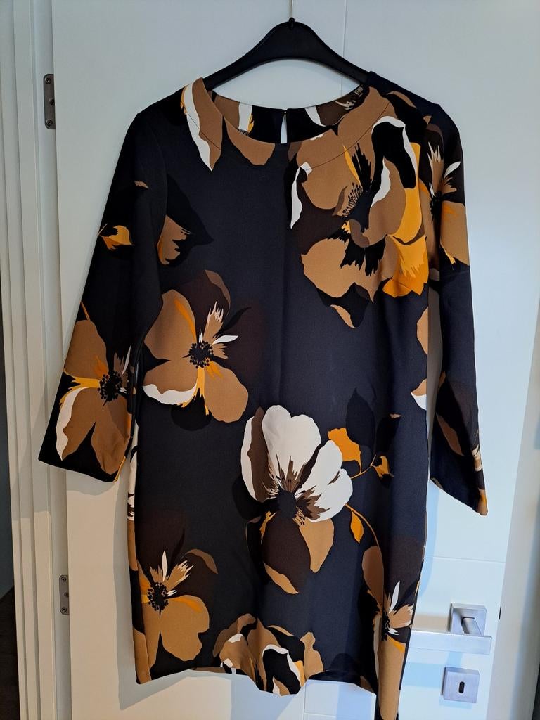Te koop : Prachtige damesjurk. Maat 40, Ophalen of Verzenden, Zo goed als nieuw, Maat 38/40 (M), Zwart
