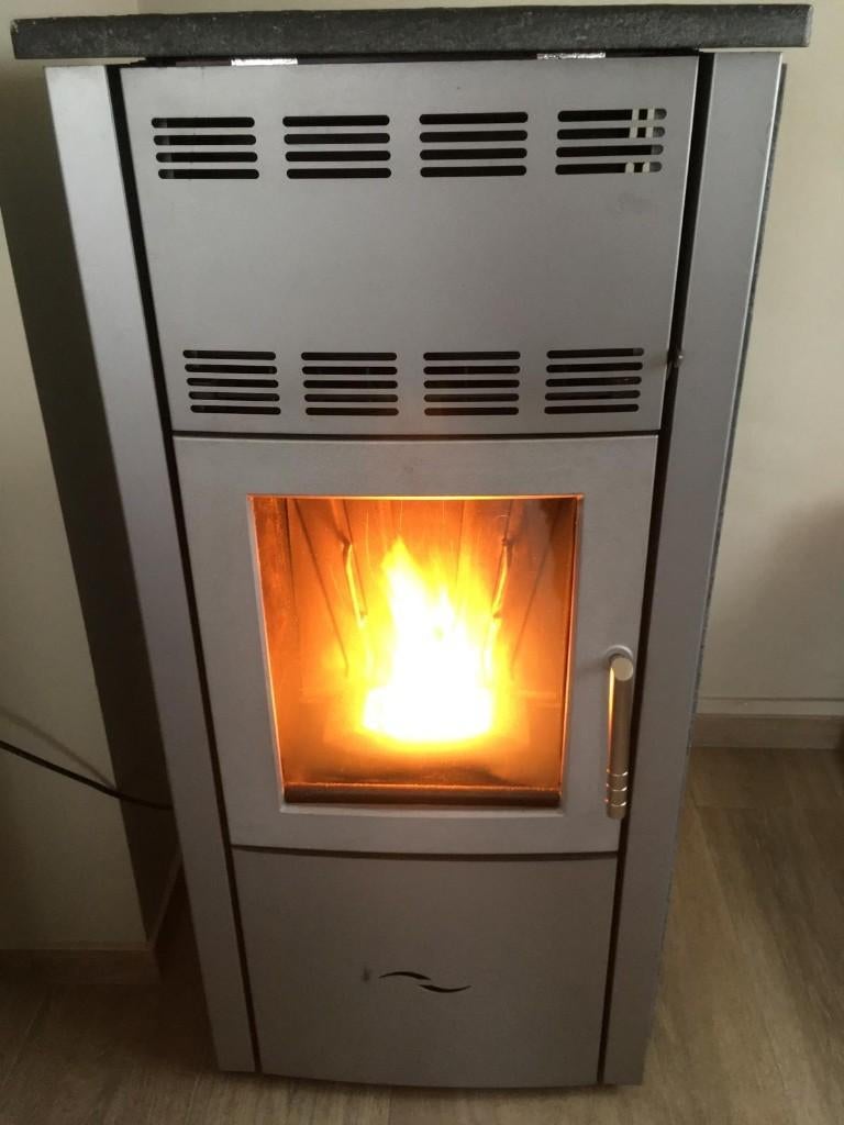 Palazzetti Sissy Pelletkachel, Huis en Inrichting, Kachels, Ophalen, Gebruikt, Pelletkachel