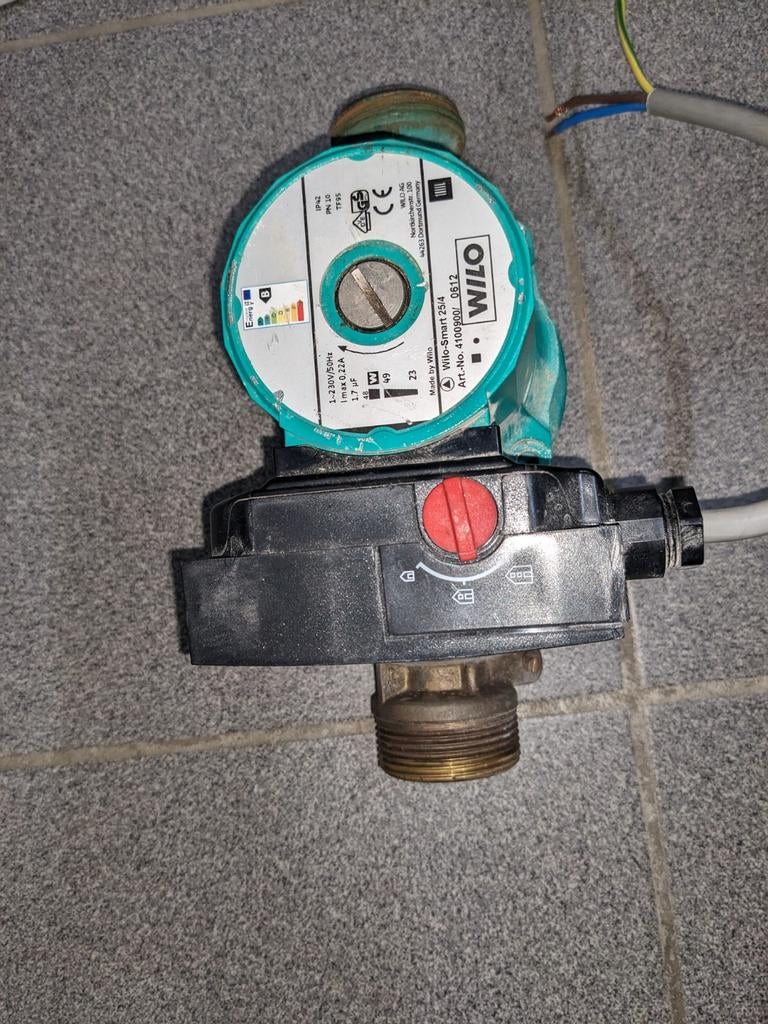 circulatiepomp verwarmingspomp cv wilo smart 25/4, Enlèvement, Utilisé