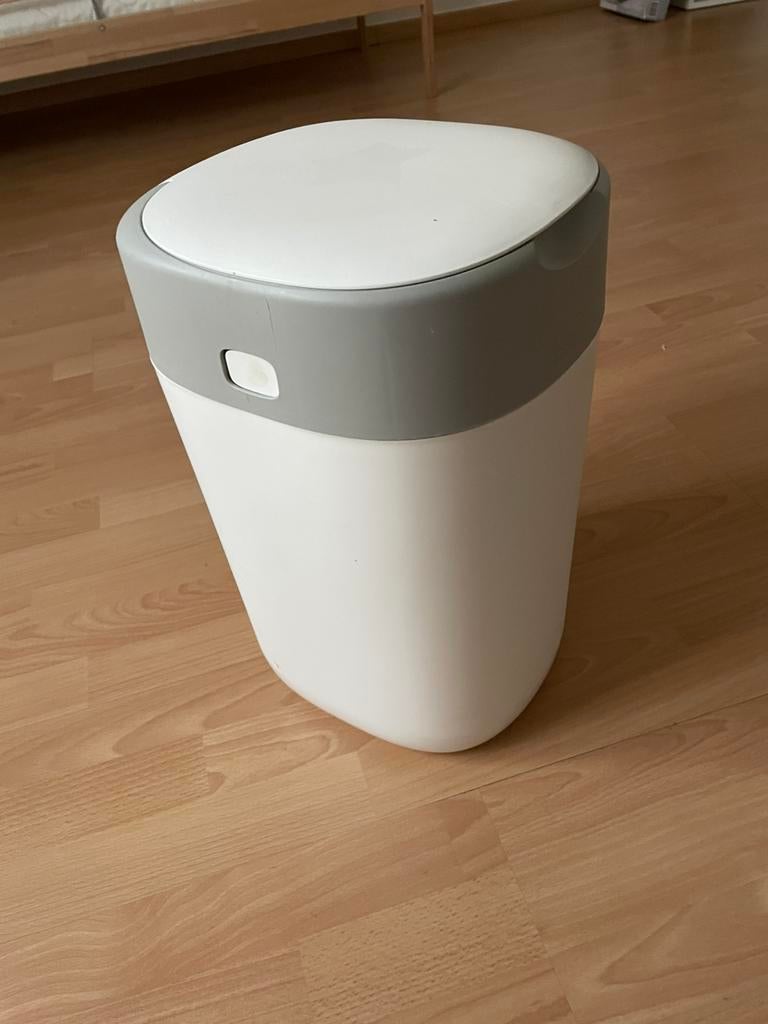 Tommee Tippee Sangenic luieremmer – wit/grijs, Kinderen en Baby's, Badjes en Verzorging, Zo goed als nieuw, Luieremmer, Sangenic