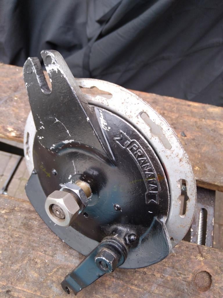 Oldtimer brommeronderdelen sachs hercules, Ophalen of Verzenden, Zo goed als nieuw