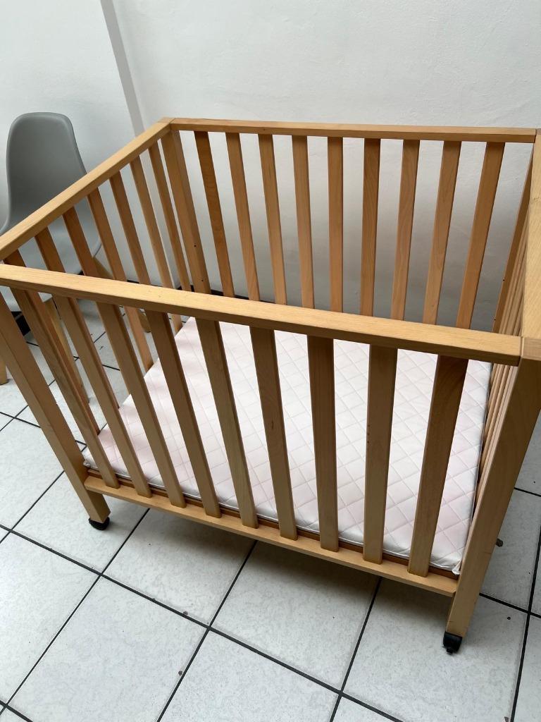 Babybox, Ophalen, Zo goed als nieuw, Rechthoekig, Wieltjes