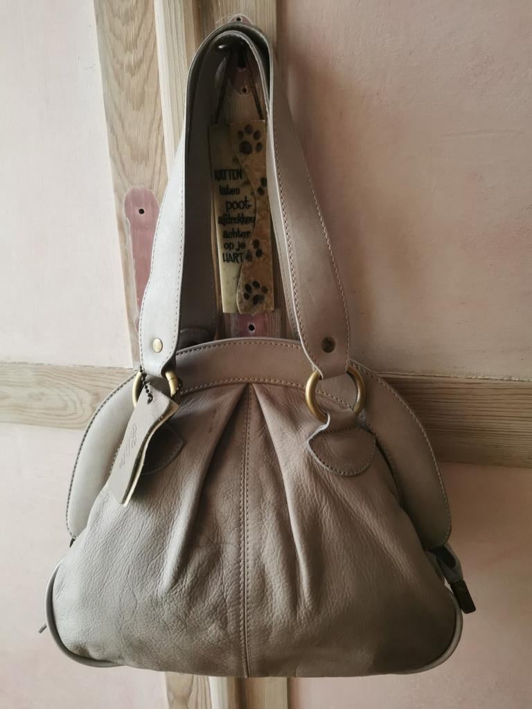 Heel mooie Italiaanse lederen handtas, Handtassen en Accessoires, Tassen | Damestassen, Ophalen of Verzenden, Nieuw, Grijs, Handtas
