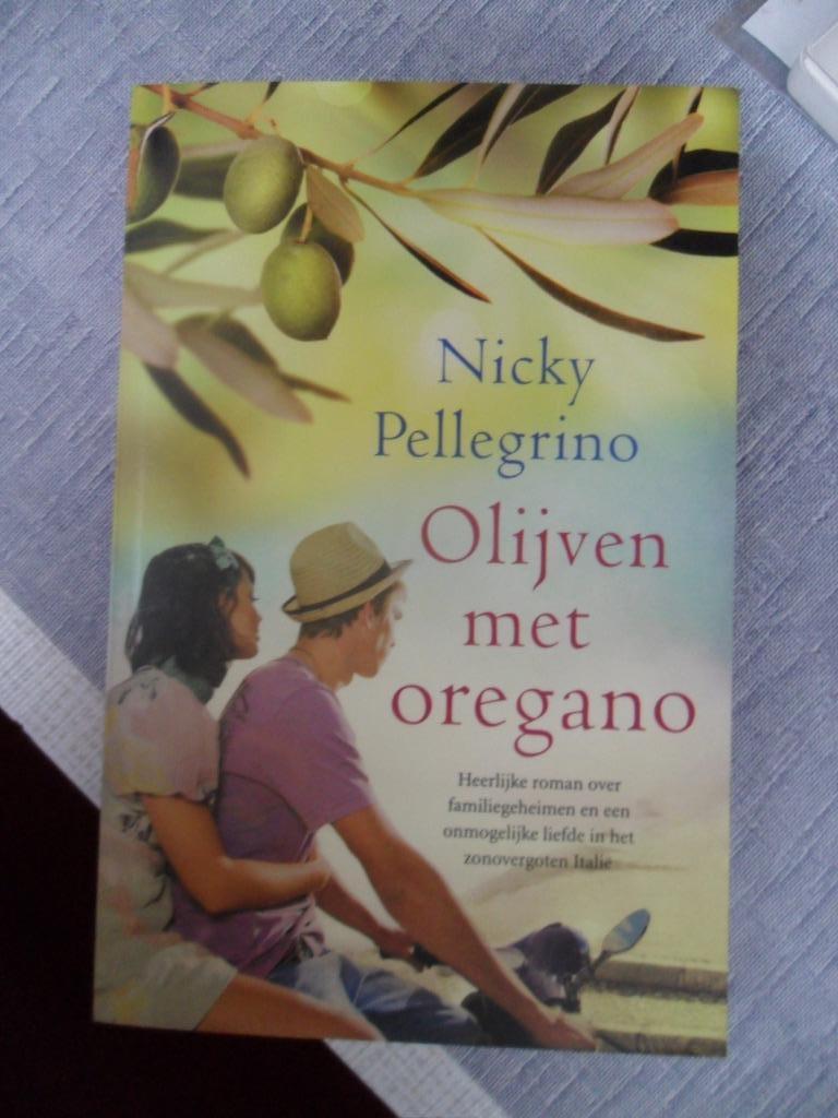 olijven met oregano ( Nicky Pellegrino ), Livres, Romans, Comme neuf, Envoi