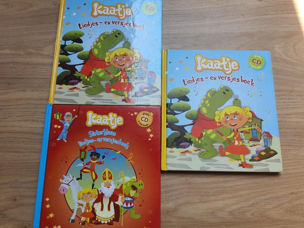 Kaatje liedjes en versjesboek en Sinterklaas, Boeken, Ophalen, Studio 100, Fictie algemeen, Jongen of Meisje