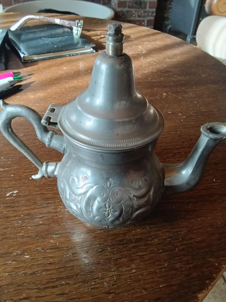 Theepotje, Ophalen