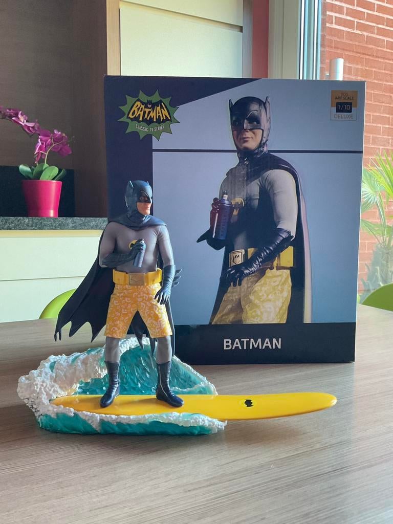 Figurine Iron Studios Batman 66 Surf Deluxe BDS Art 1/10, Enlèvement ou Envoi, Comme neuf