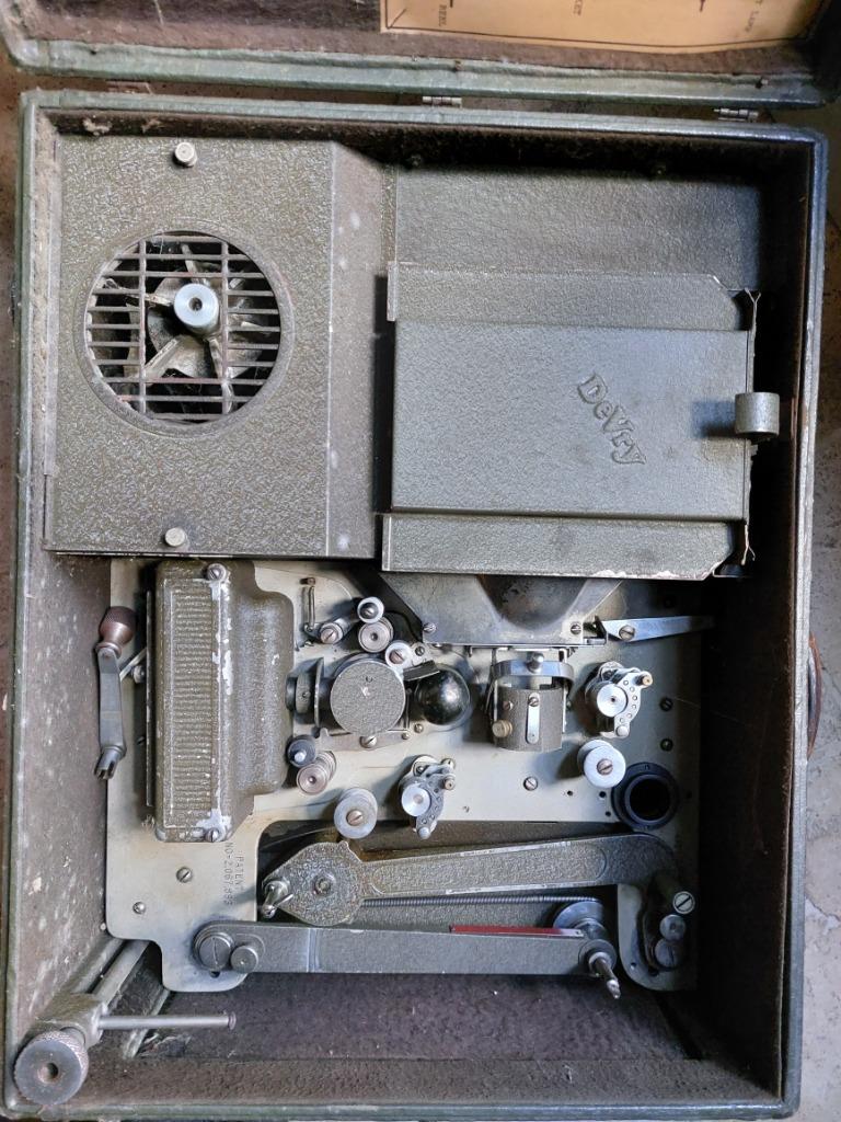 oude filmprojector De Vry sound equipment, Ophalen of Verzenden, Voor 1940, Projector