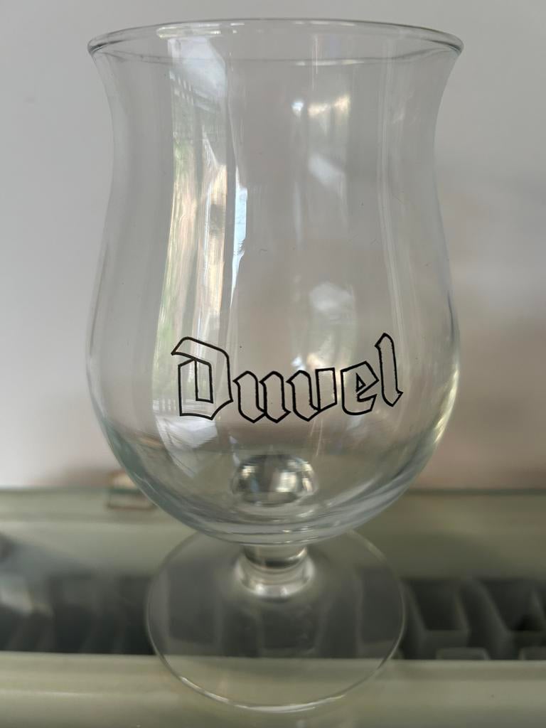 Verres à bière Duvel avec lettres cerclées noires, Enlèvement, Comme neuf, Verre à bière