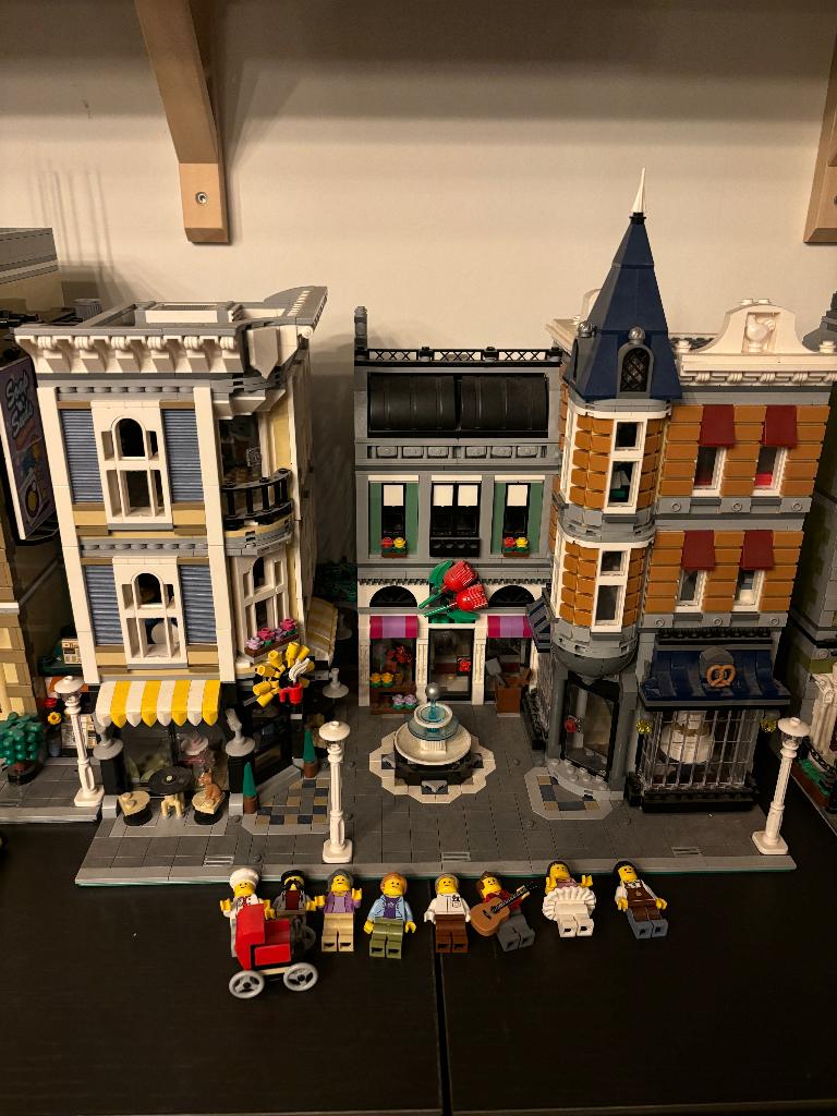 Lego Assembly Square (set number: 10255), Enlèvement, Comme neuf, Lego