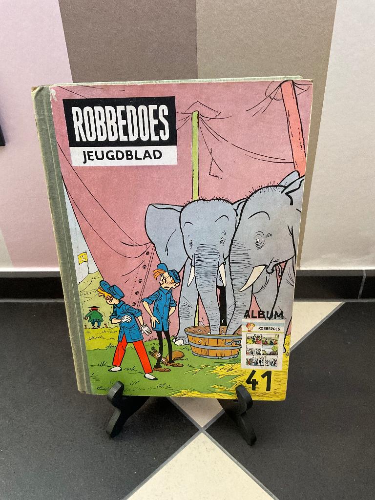 Robbedoes album 41, Boeken, Eén stripboek, Ophalen of Verzenden, Gelezen