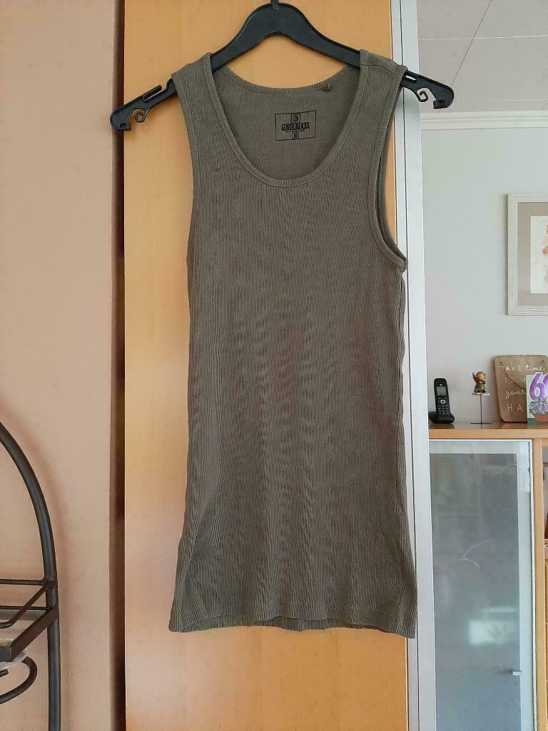 TS singlet kaki coolcat taille M - impeccable, Vêtements | Hommes, Enlèvement ou Envoi, Autres couleurs, Comme neuf, Coolcat