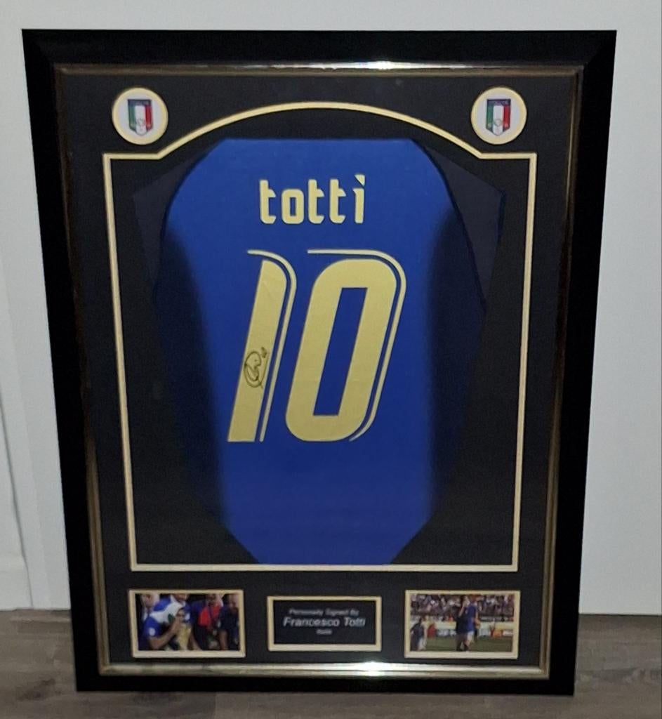 Chemise italienne signée Francesco Totti avec manteau, Enlèvement ou Envoi, Neuf, Maillot
