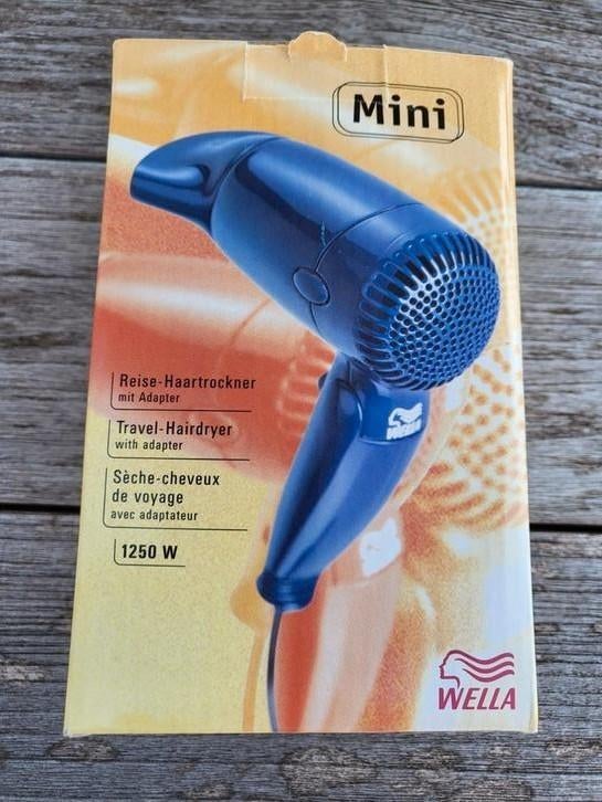Reis haardroger van Wella 1250watt plooibaar, Ophalen of Verzenden, Nieuw, Haarverzorging