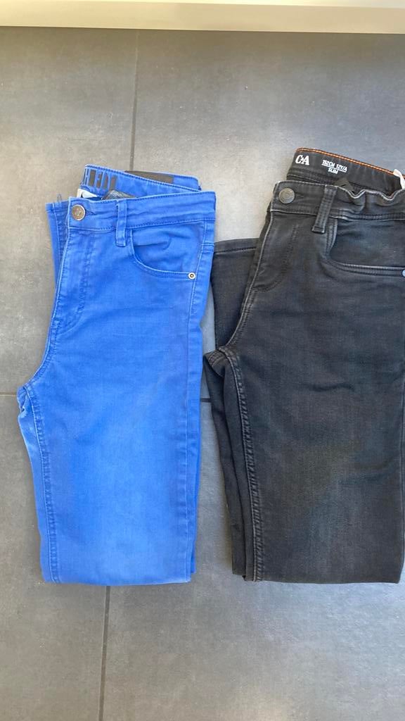 361: jeans maat 152 (zw) en 158 (blauw), Broek, C&A, Ophalen of Verzenden, Zo goed als nieuw