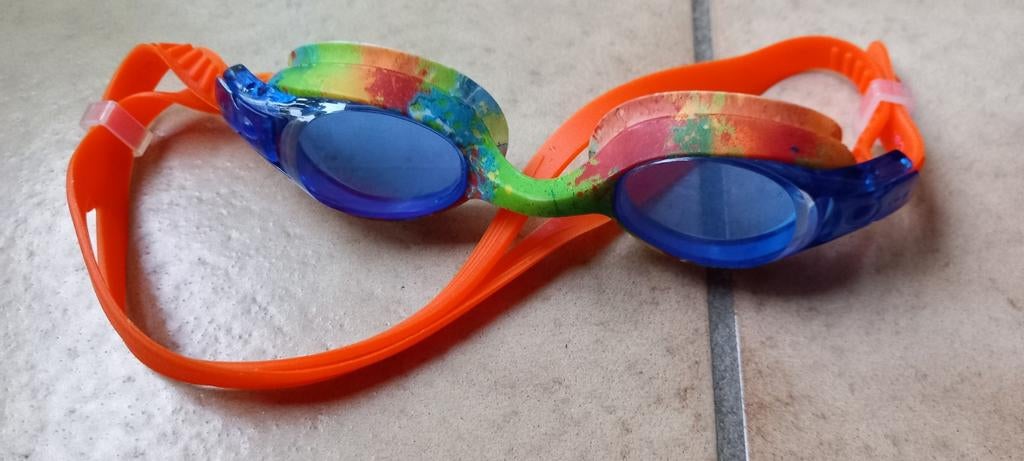 Duikbril met mooie kleurtjes, Watersport en Boten, Duiken, Ophalen of Verzenden, Zo goed als nieuw