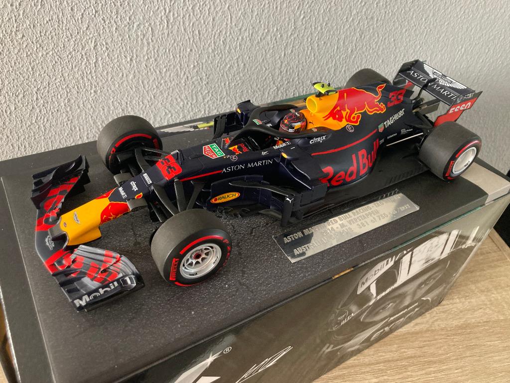 Max Verstappen 1:18 Australian GP 2018 RB14 editie 32, Ophalen of Verzenden, Nieuw, Formule 1