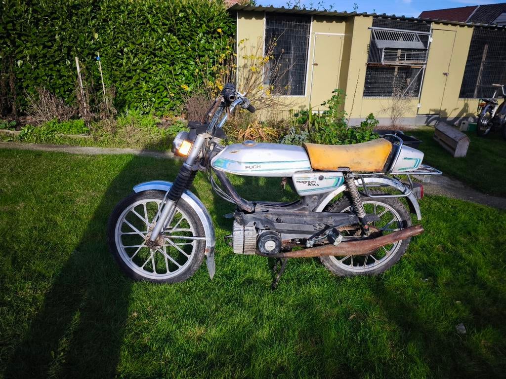 puch magnum mk2 met nieuwe onderdelen, Fietsen en Brommers, Ophalen, Gebruikt, Zadel