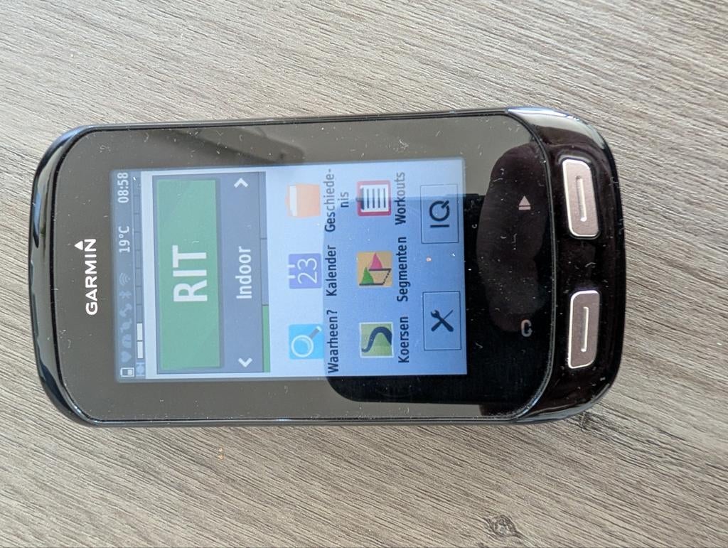 Garmin Edge 1000 + toebehoren, Ophalen