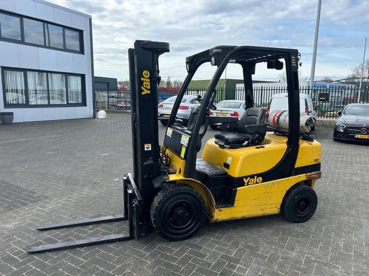 Yale 2.5 Heftruck (bj 2010), Zakelijke goederen, Machines en Bouw | Heftrucks en Intern transport, 2000 tot 3000 kg, LPG, Heftruck