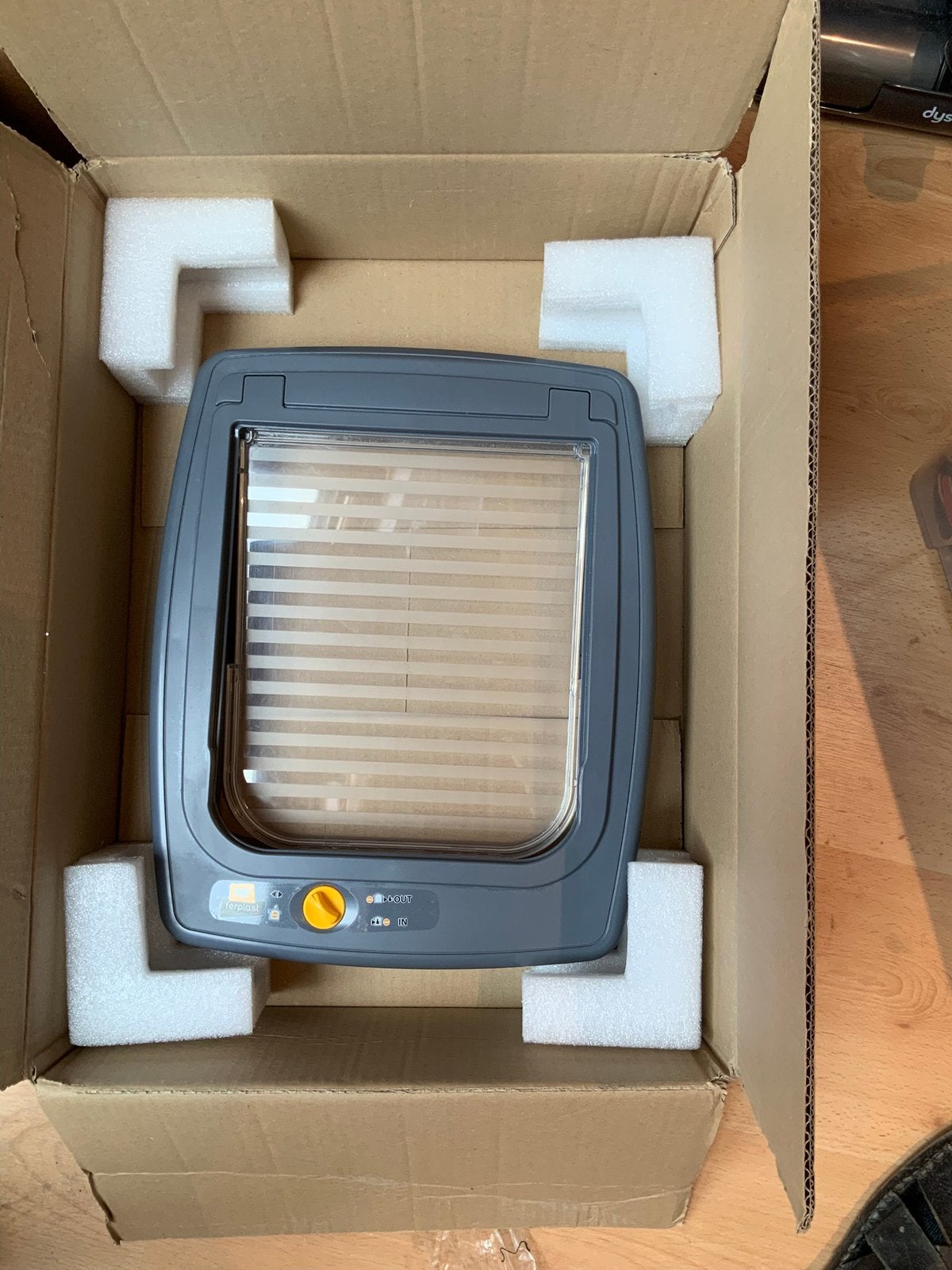 À vendre : volet pour chien/chat Ferplast Swing 11 (gris), Ferplast, Enlèvement ou Envoi, Comme neuf