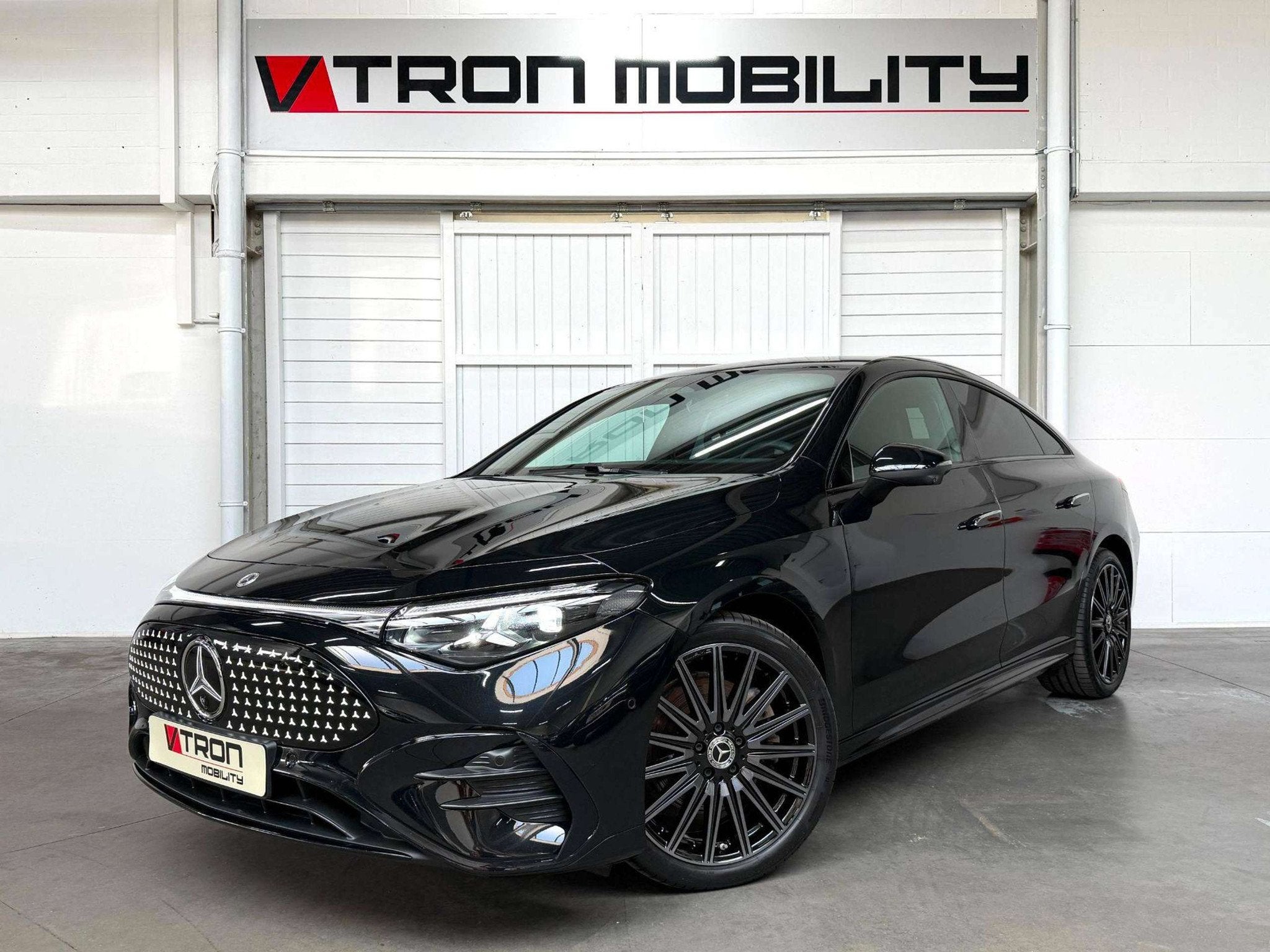 Mercedes-Benz CLA-Klasse 250 EQ 250+ AMG Line Plus 85.5 kWh, Auto's, Gebruikt, Zwart, Adaptive Cruise Control, Alcantara