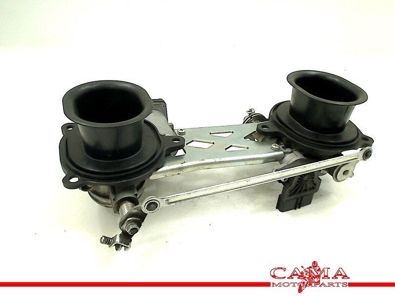 GASKLEPHUIS Multistrada 1200 S 2010-2012 (MTS1200 1200S), Dhr. S. di Majo, Gebruikt, Info@cama-motorparts.nl, P.J. Troelstraweg 8 8
3144 CX  MAASSLUIS, NL