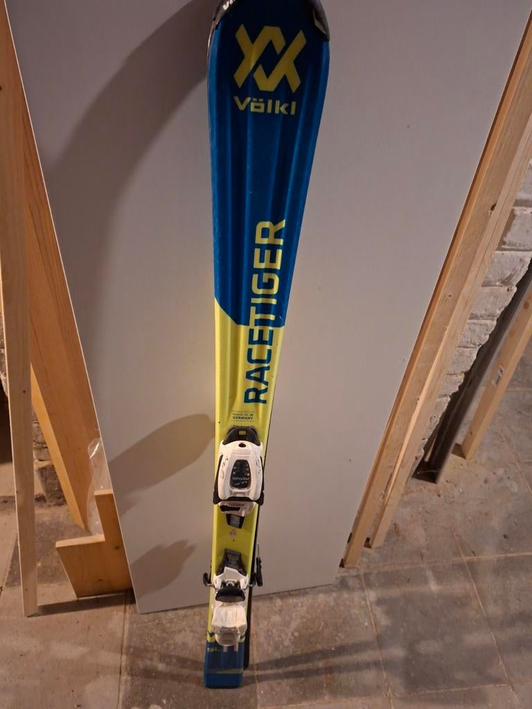 Ski 130cm Volki, Sports & Fitness, Ski & Ski de fond, Enlèvement, Ski
