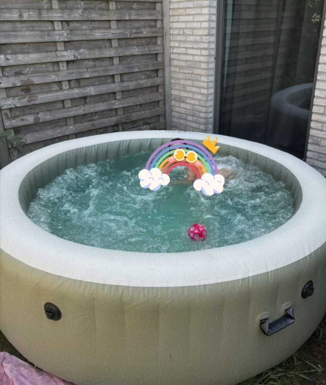 te koop jacuzzi maand oud weg wegens verhuis 500euro inc acc, Tuin en Terras, Bubbelbaden en Hottubs, Ophalen of Verzenden