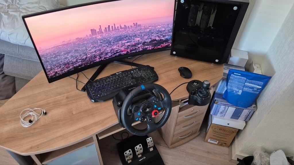 High end clean gaming setup, 32 GB, Zo goed als nieuw, SSD, 4 Ghz of meer