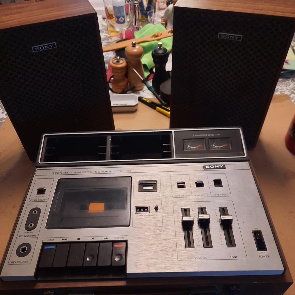 Cassetterecorder jaren ' 70 . Speelt ! Draagbaar ., Ophalen of Verzenden