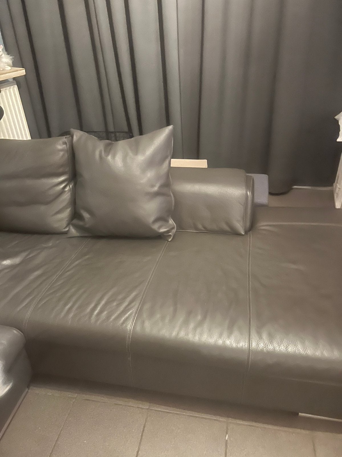 Lederen hoeksalon, zwart, 75 à 100 cm, 250 à 300 cm, Quatre personnes ou plus, Comme neuf