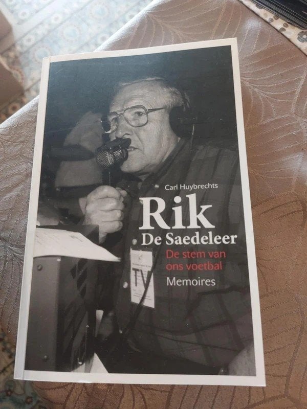 Rik De Saedeleer, de stem van ons voetbal/Carl Huybrechts, Sport de ballon, Enlèvement ou Envoi, Comme neuf, Carl Huybrechts