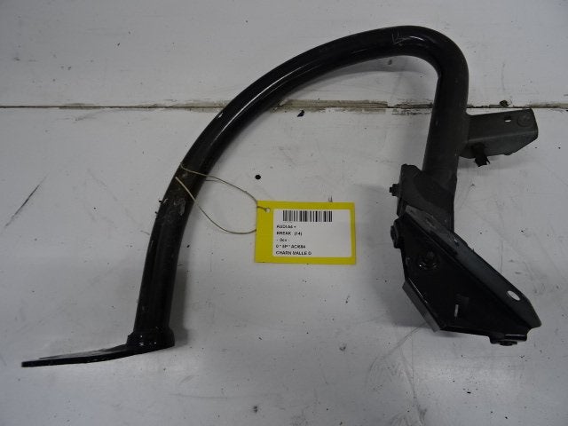 COFFRE COUVERCLE CHARNIERE DROIT A4 Avant (B9) (8K5827302F), Utilisé, Audi