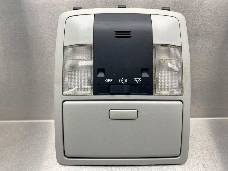 BINNENVERLICHTING VOOR Land Cruiser (J15) (|8A614033G|), Auto-onderdelen, Gebruikt, Kundenbetreuung@toyota.de, Toyota, Toyota-Allee 2
50858  Köln, DE
