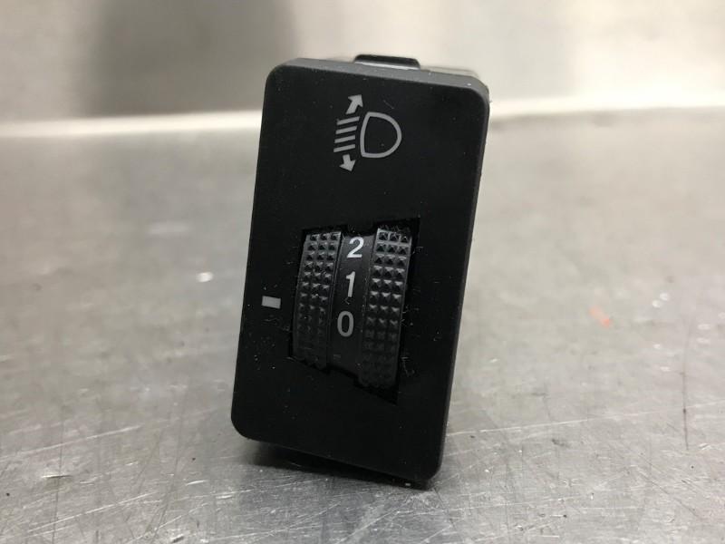 COMMUTATEUR PHARE REGLAGE C iX35 (LM) (|32802A1210|), Utilisé, Hyundai